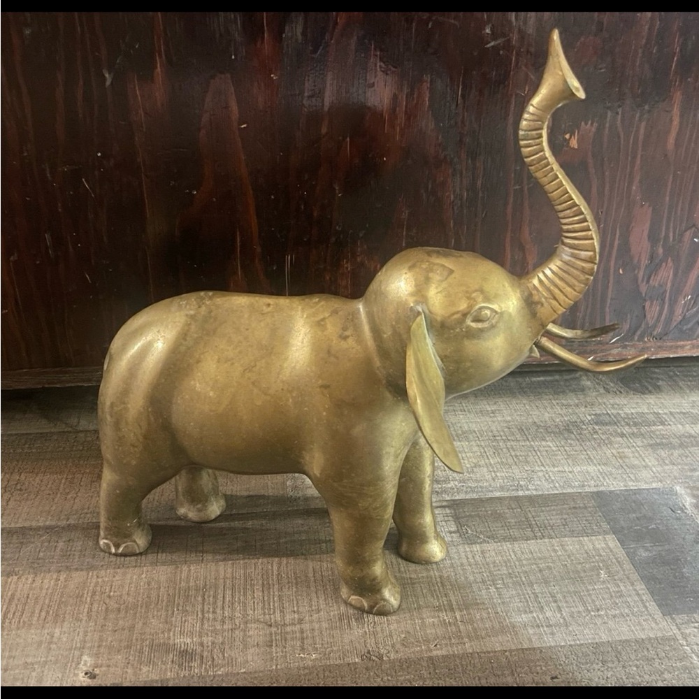 HEAVY" SOLID BRASS ELEPHANT SCULPTURE WITH TRUNK UP FOR LUCK!!! Korean